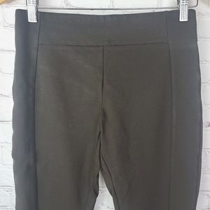 SOJO. Stretch Pants. Deep Chocolate Sz 6.